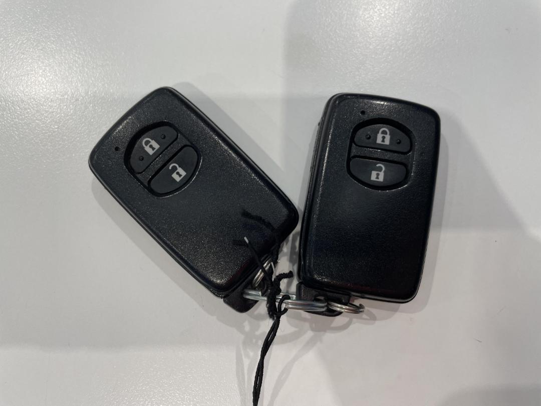 Photo '22' of Toyota Prius Photo '22' of Toyota Prius