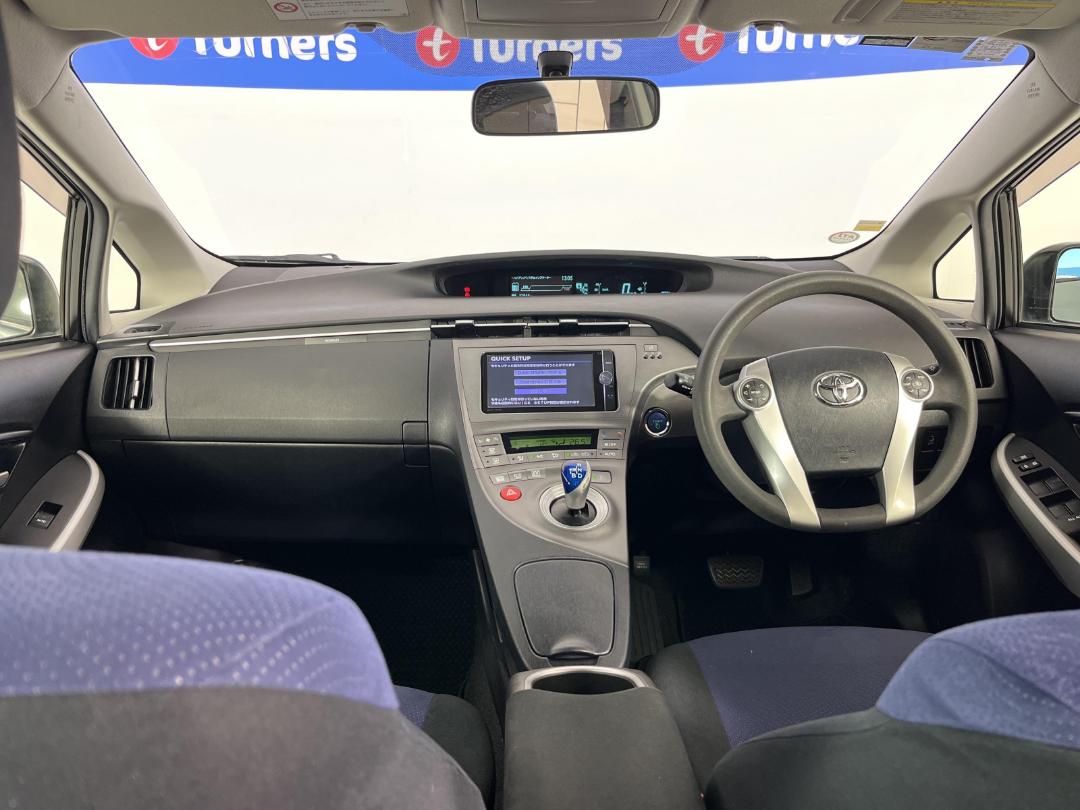 Photo '17' of Toyota Prius Photo '17' of Toyota Prius