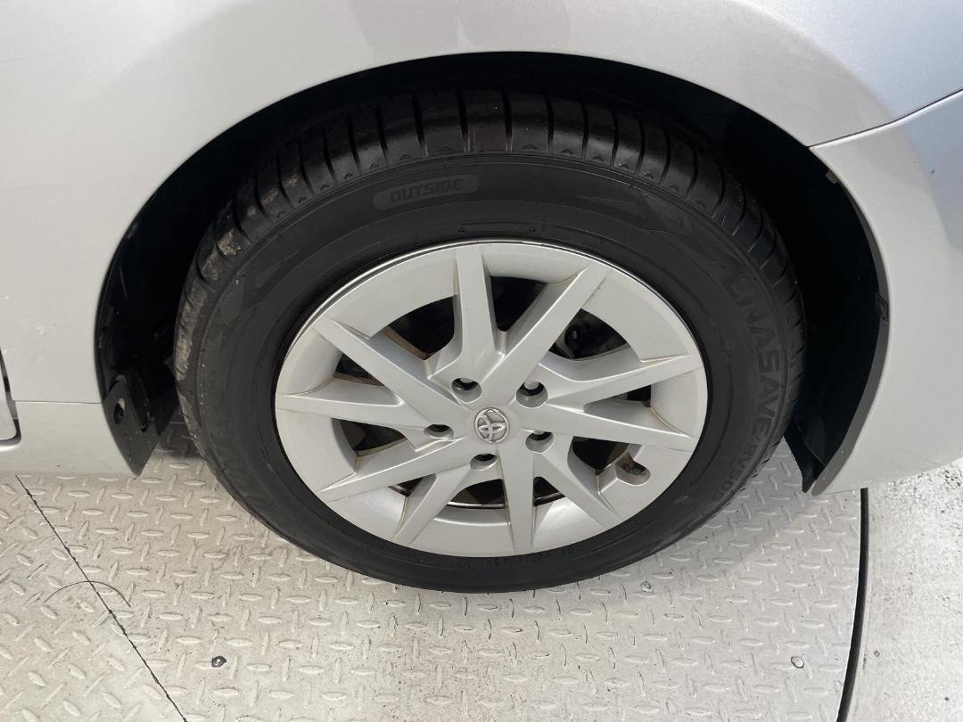 Photo '9' of Toyota Prius Photo '9' of Toyota Prius