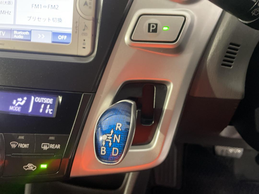 Photo '32' of Toyota Prius Photo '32' of Toyota Prius