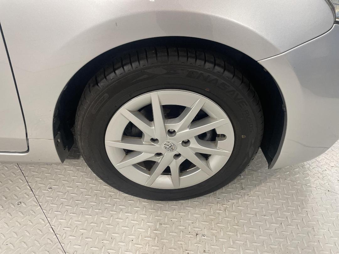 Photo '9' of Toyota Prius Photo '9' of Toyota Prius