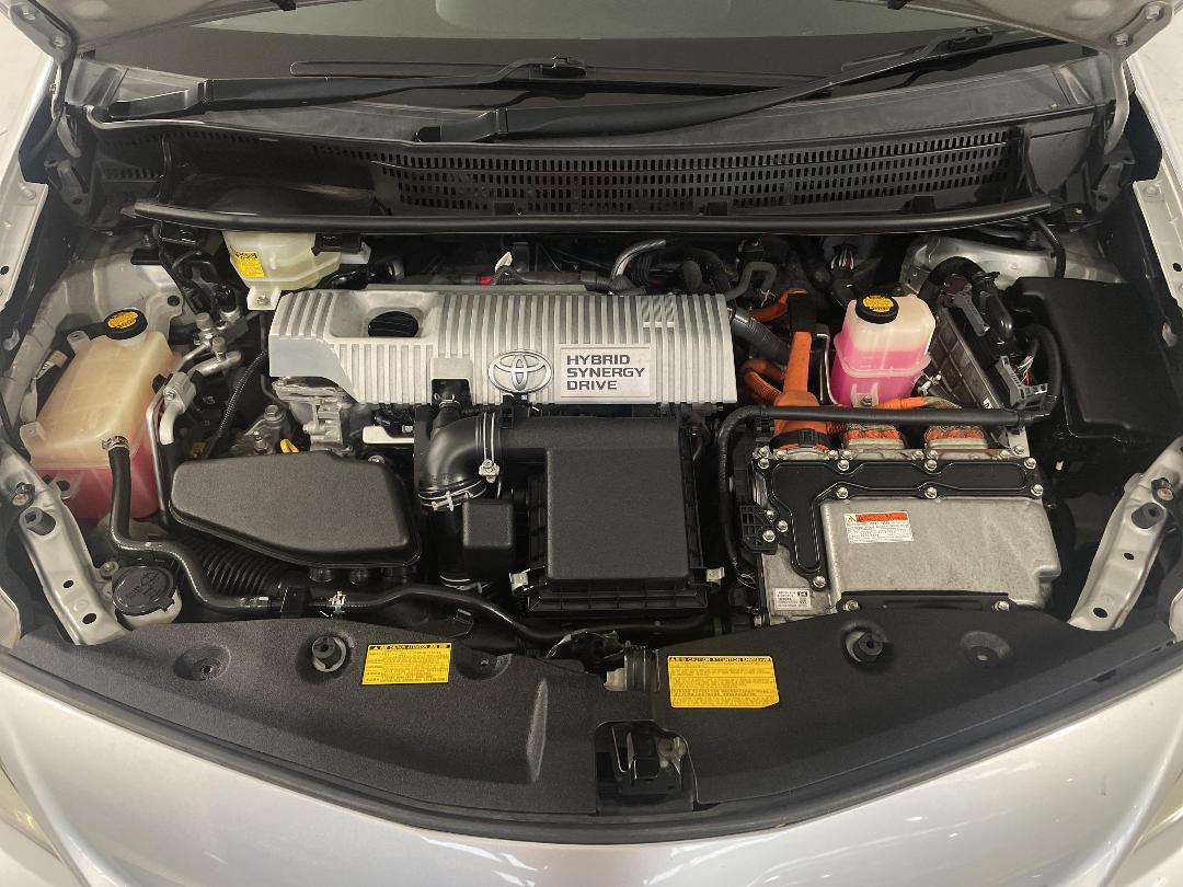 Photo '13' of Toyota Prius Photo '13' of Toyota Prius