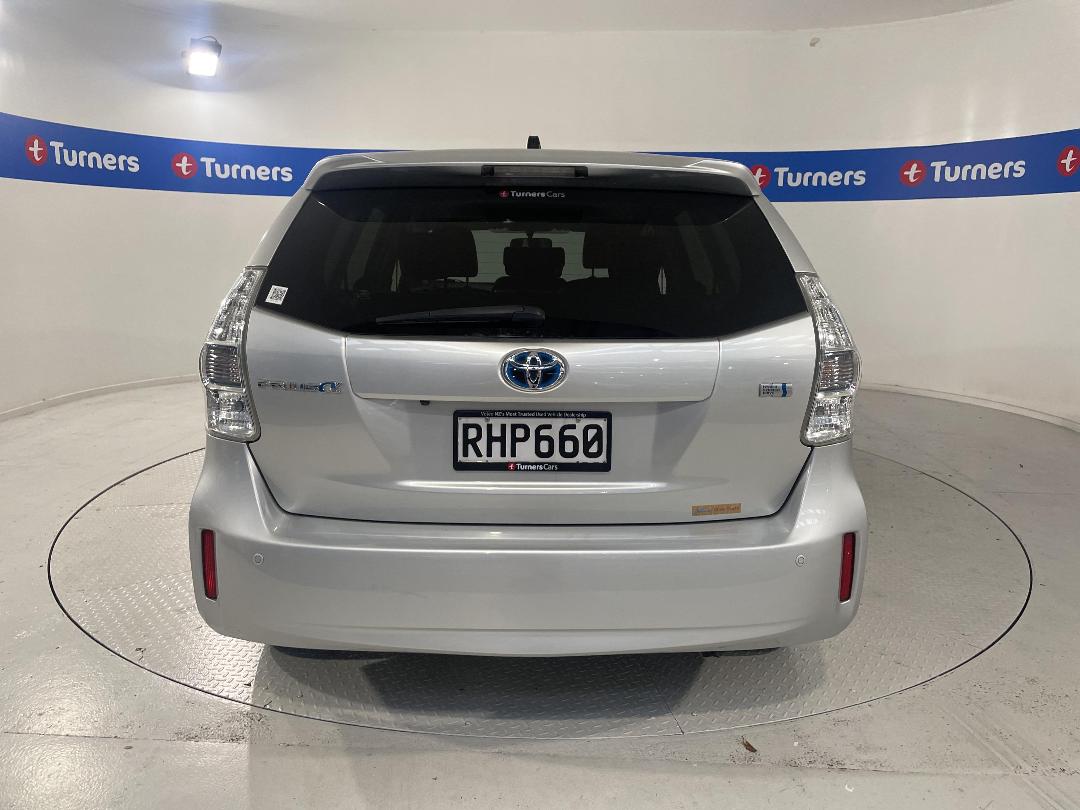 Photo '6' of Toyota Prius Photo '6' of Toyota Prius