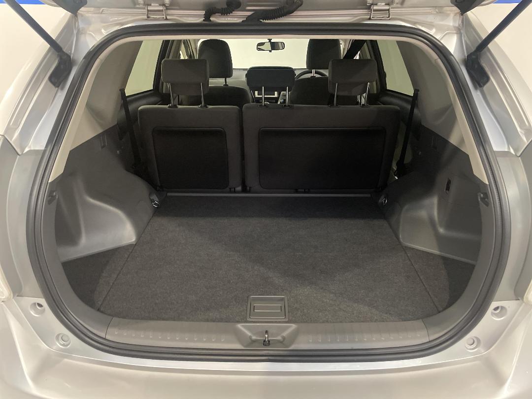 Photo '14' of Toyota Prius Photo '14' of Toyota Prius