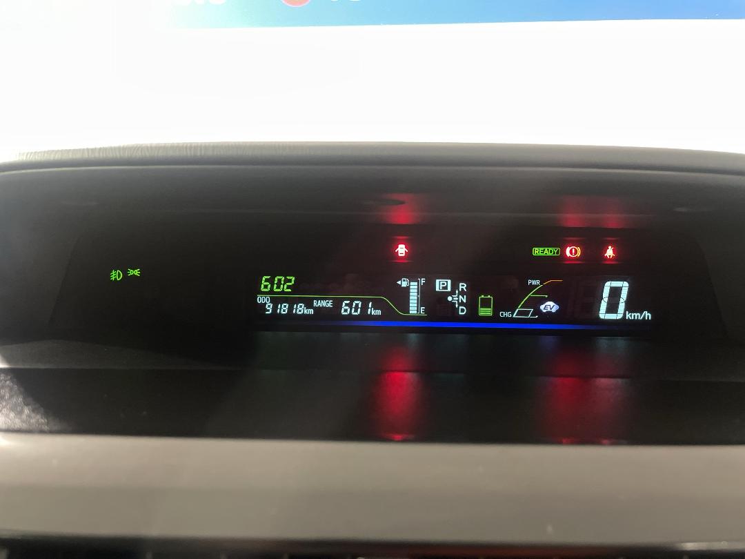 Photo '21' of Toyota Prius Photo '21' of Toyota Prius