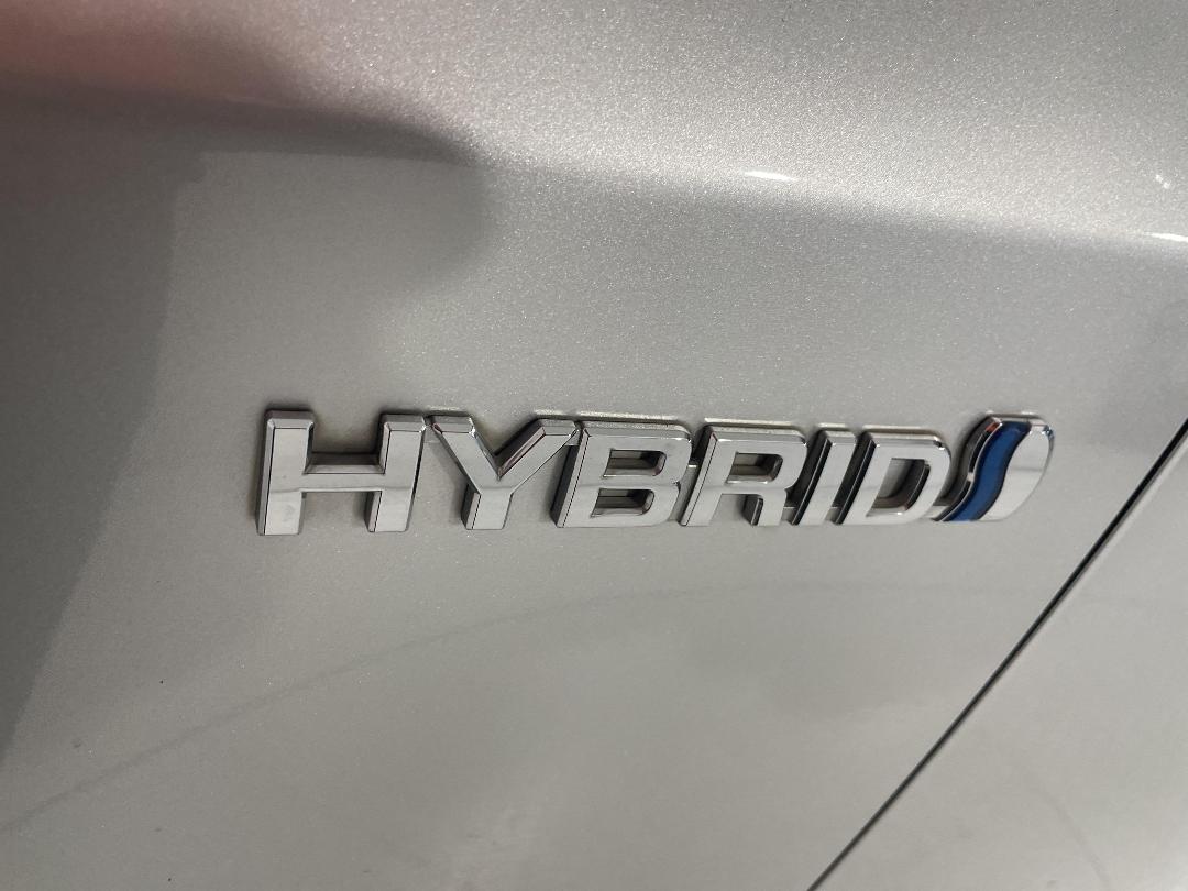 Photo '36' of Toyota Prius Photo '36' of Toyota Prius