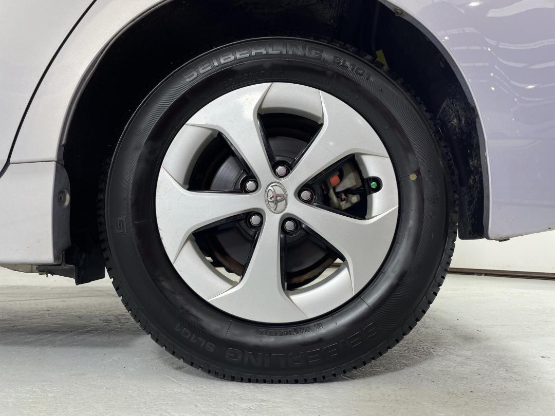 Photo '11' of Toyota Prius Photo '11' of Toyota Prius