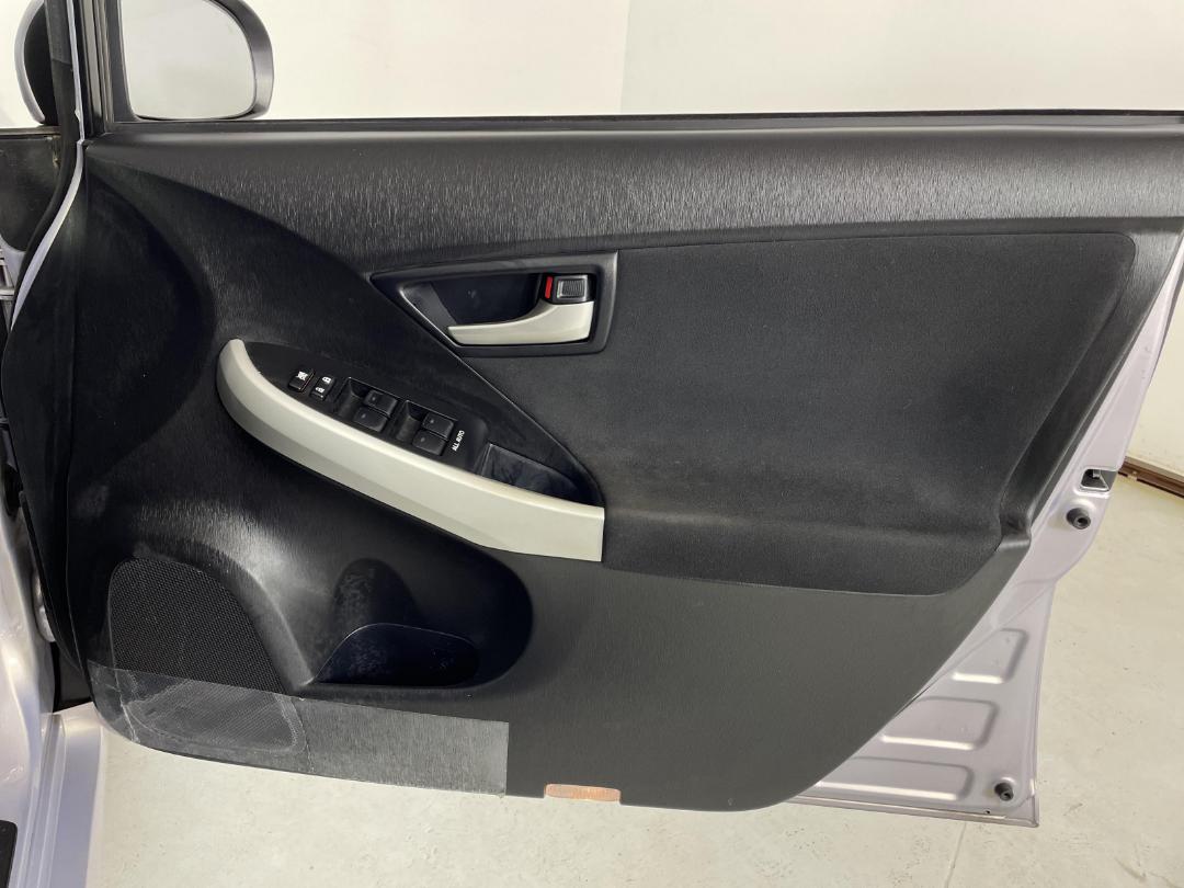 Photo '15' of Toyota Prius Photo '15' of Toyota Prius