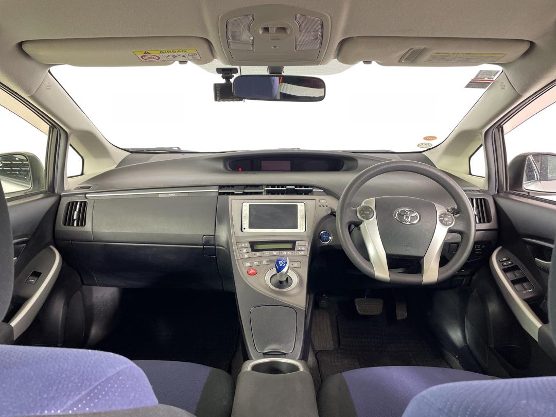 Photo '17' of Toyota Prius Photo '17' of Toyota Prius