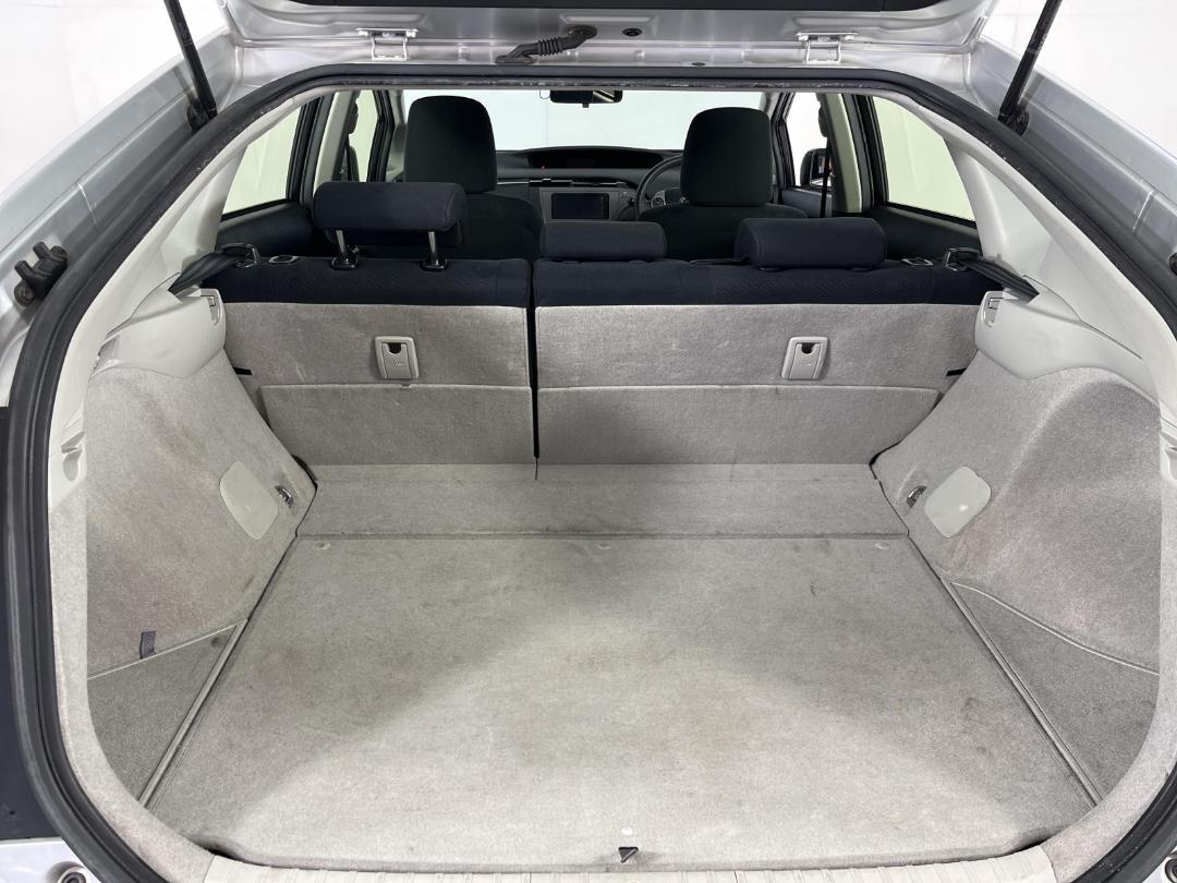 Photo '14' of Toyota Prius Photo '14' of Toyota Prius