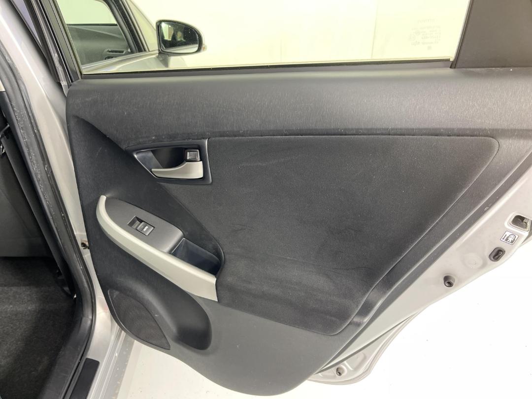 Photo '19' of Toyota Prius Photo '19' of Toyota Prius