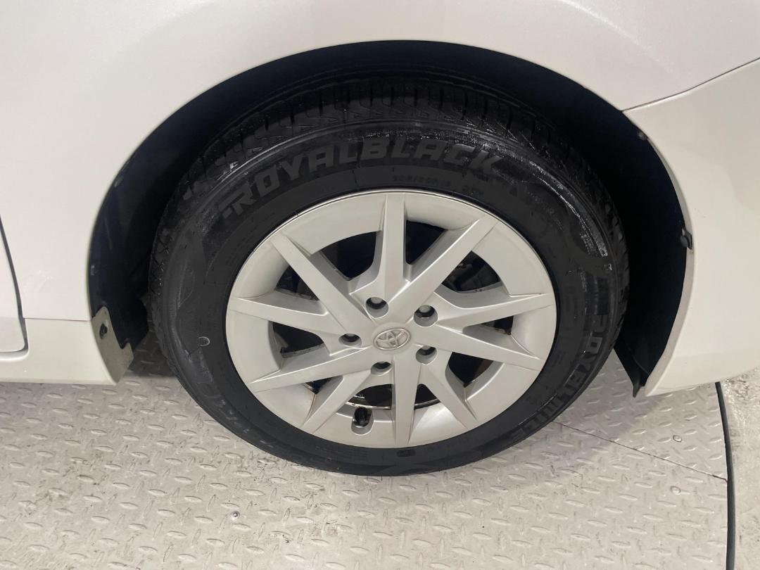 Photo '9' of Toyota Prius