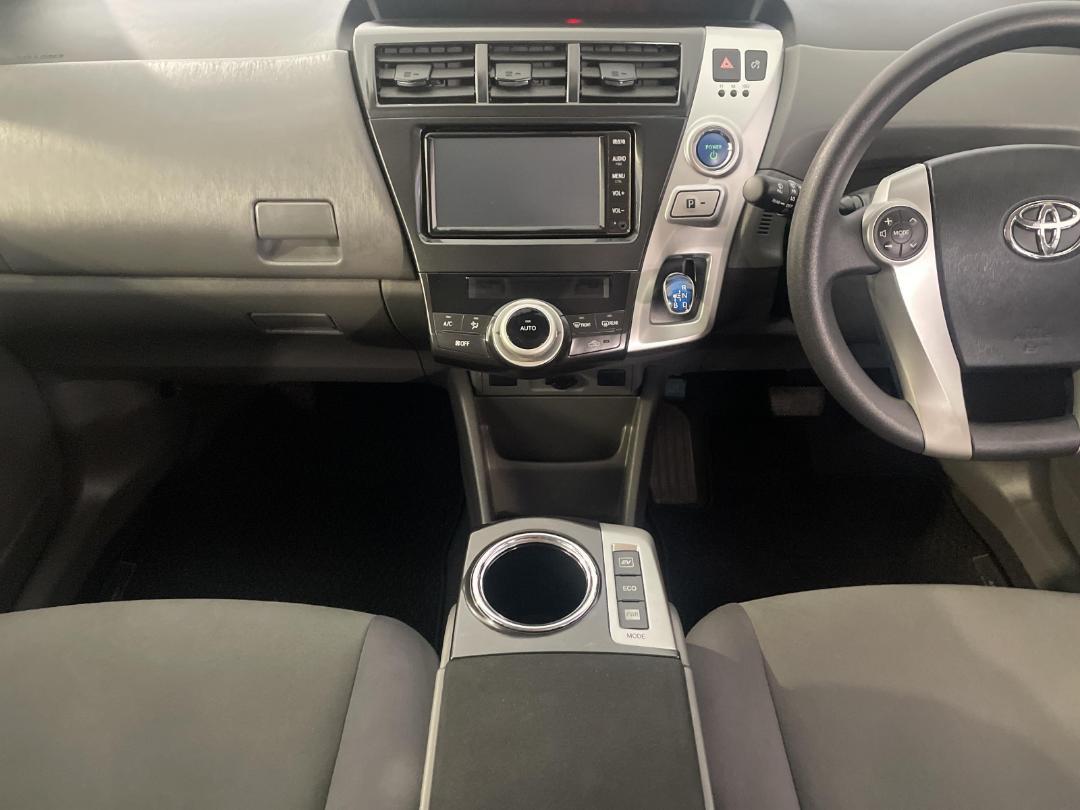 Photo '18' of Toyota Prius