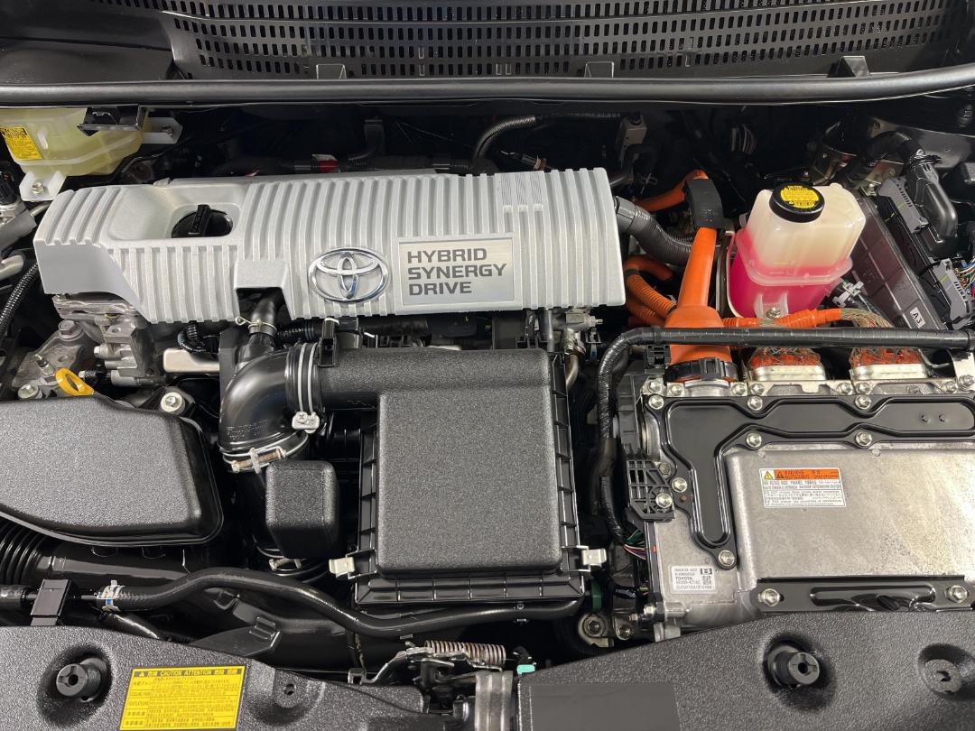 Photo '13' of Toyota Prius