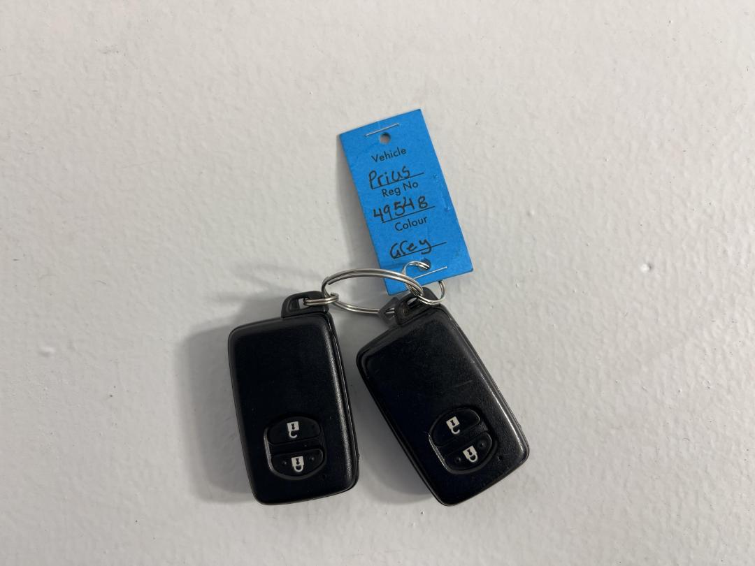 Photo '22' of Toyota Prius