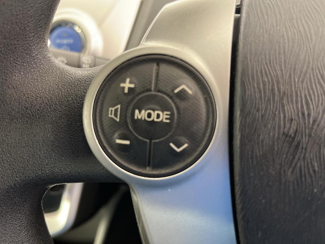 Photo '25' of Toyota Prius