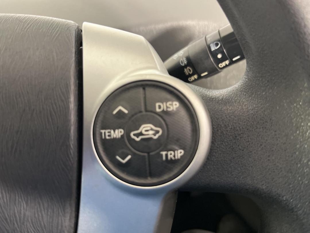 Photo '26' of Toyota Prius