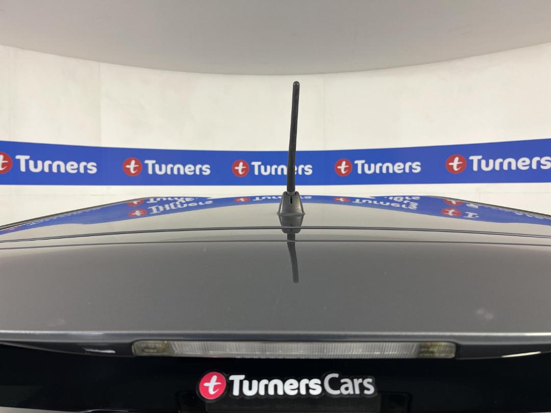 Photo '27' of Toyota Prius