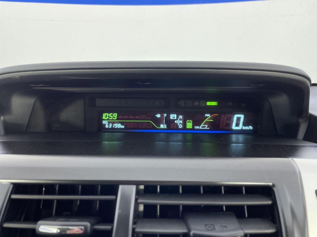 Photo '21' of Toyota Prius