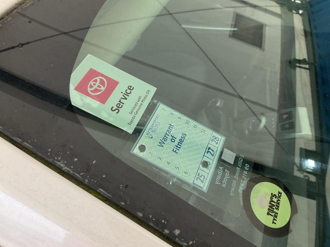 Photo '23' of Toyota Prius Photo '23' of Toyota Prius