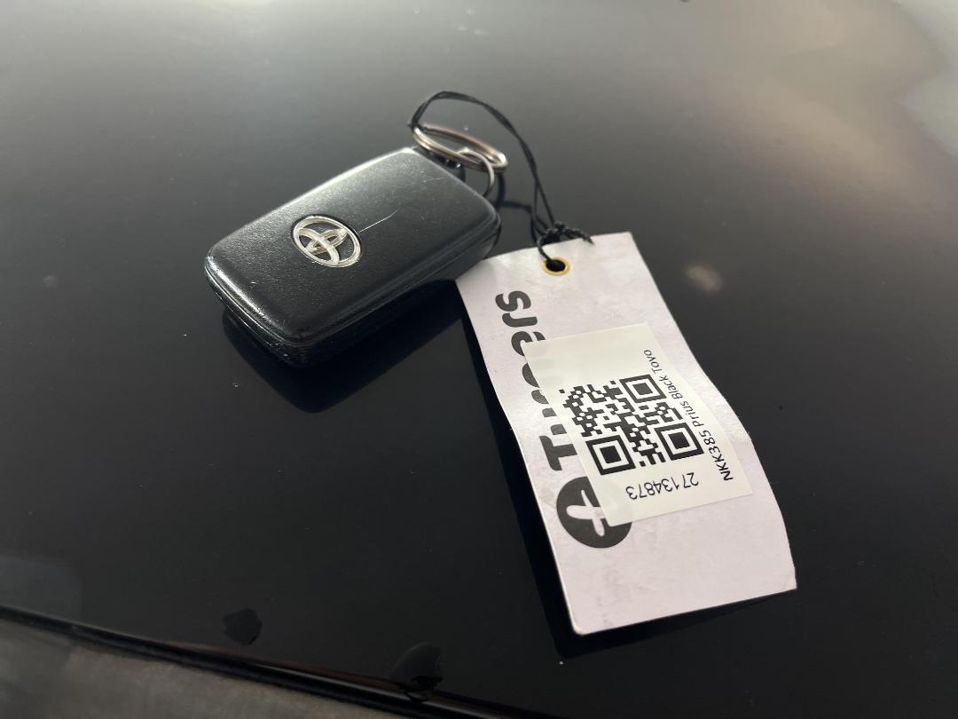 Photo '22' of Toyota Prius