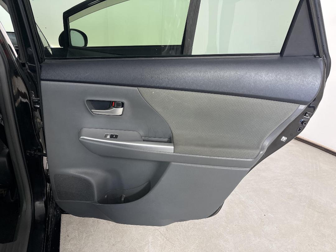 Photo '19' of Toyota Prius