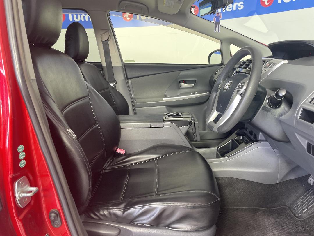 Photo '16' of Toyota Prius