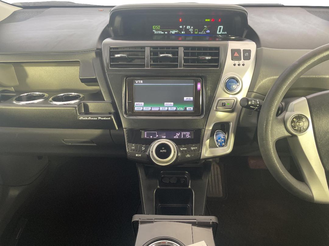 Photo '18' of Toyota Prius