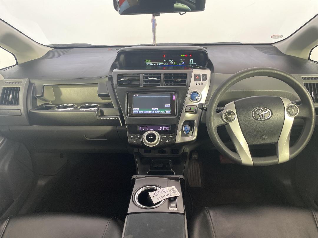 Photo '17' of Toyota Prius