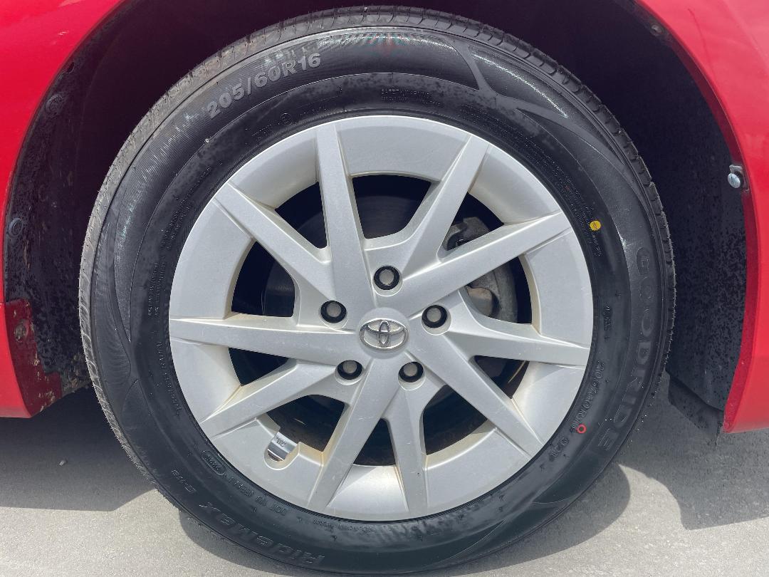 Photo '9' of Toyota Prius