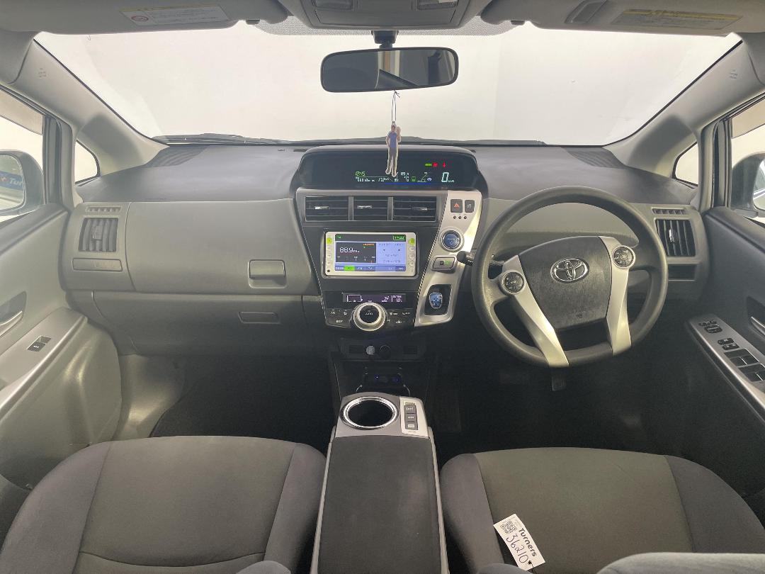 Photo '17' of Toyota Prius