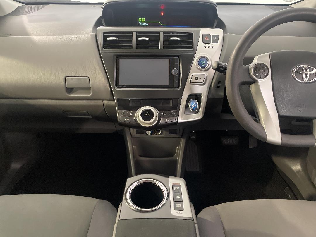 Photo '18' of Toyota Prius