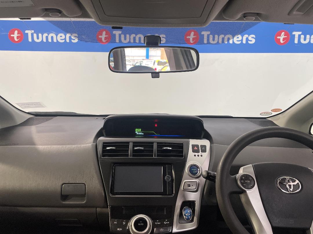 Photo '17' of Toyota Prius