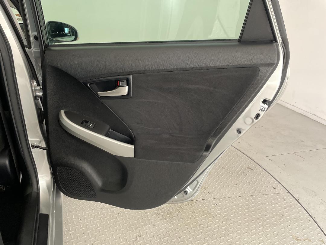 Photo '19' of Toyota Prius