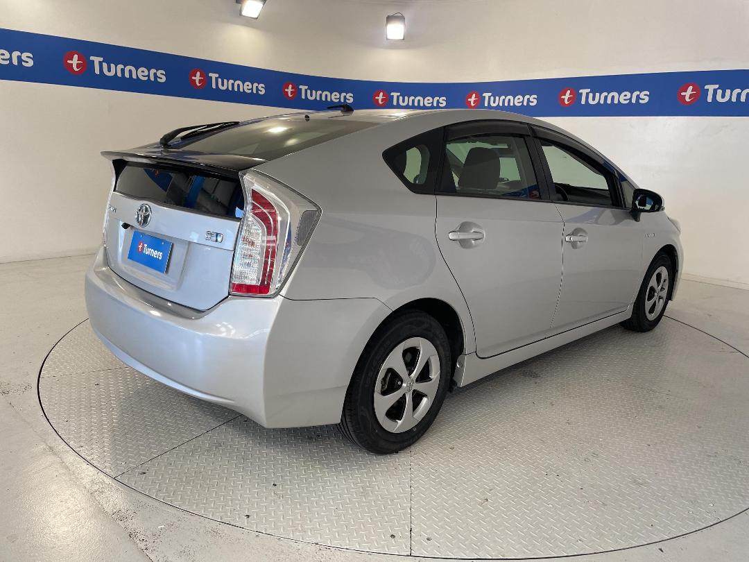 Photo '7' of Toyota Prius