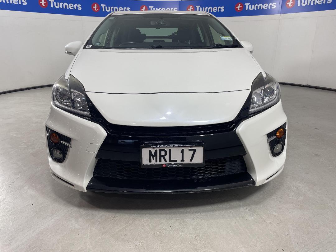 Photo '2' of Toyota Prius