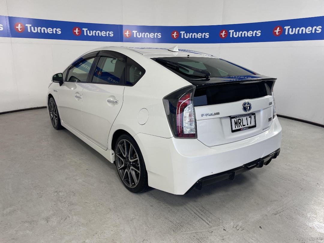 Photo '5' of Toyota Prius