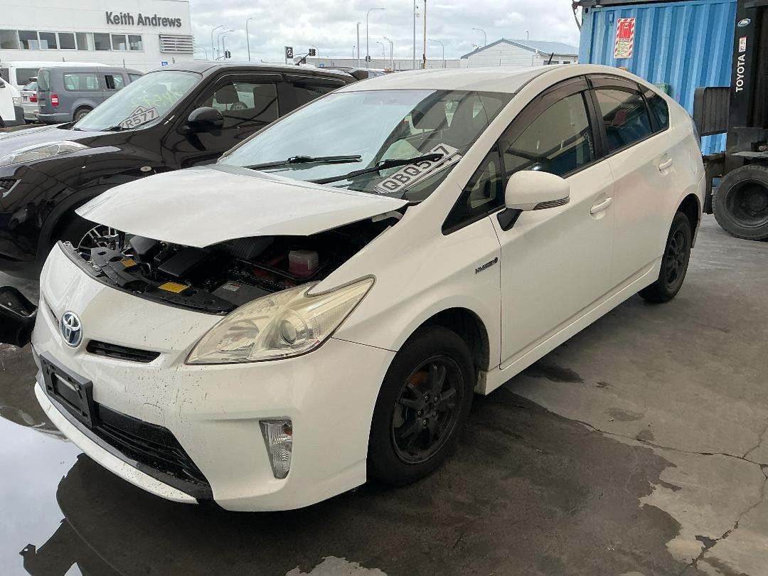 Photo '3' of Toyota Prius Photo '3' of Toyota Prius