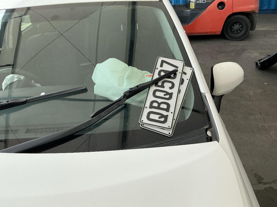 Photo '14' of Toyota Prius Photo '14' of Toyota Prius