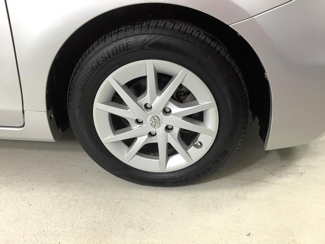 Photo '9' of Toyota Prius Photo '9' of Toyota Prius