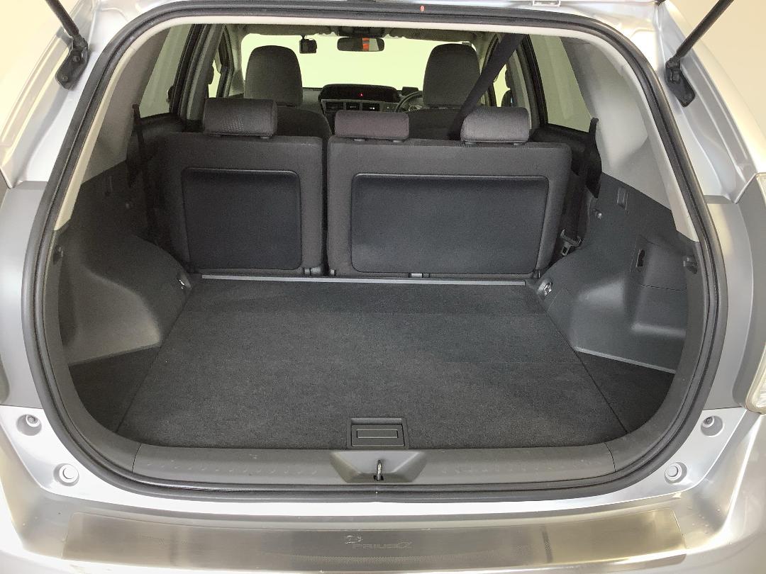 Photo '14' of Toyota Prius Photo '14' of Toyota Prius