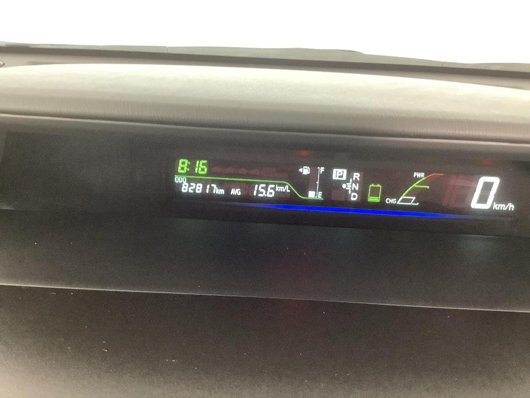 Photo '21' of Toyota Prius Photo '21' of Toyota Prius