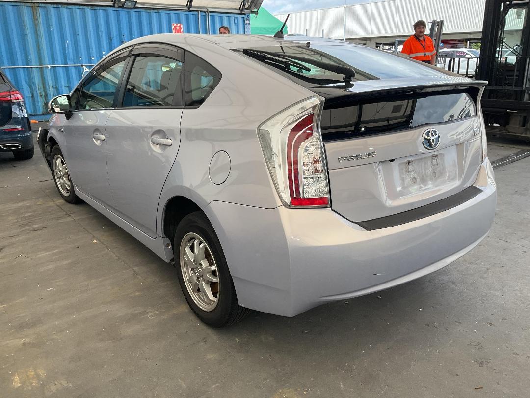 Photo '4' of Toyota Prius