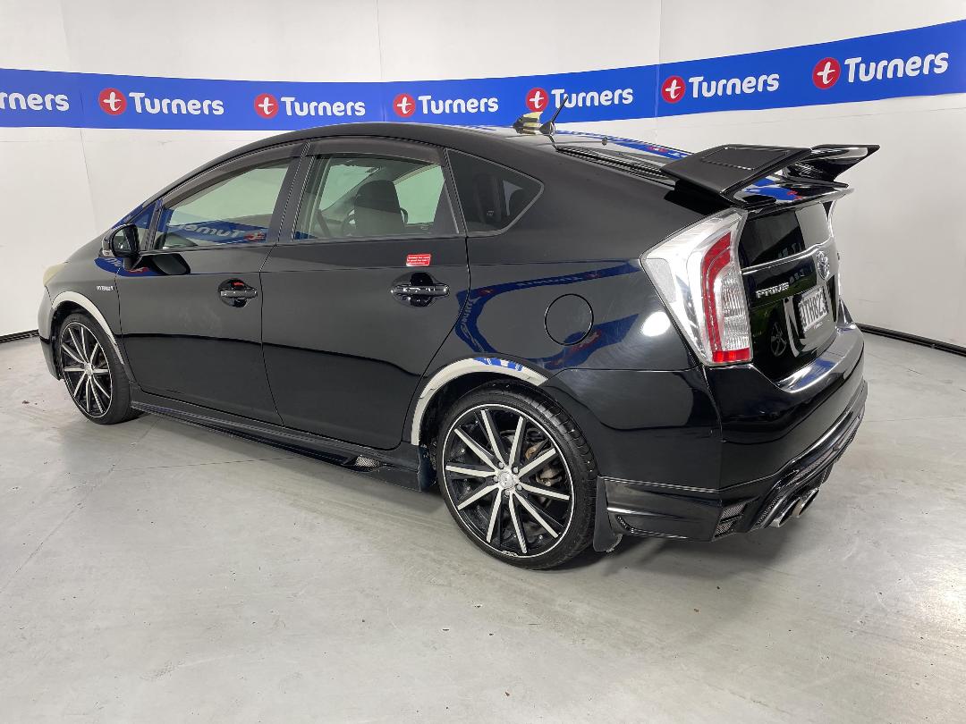 Photo '5' of Toyota Prius Photo '5' of Toyota Prius