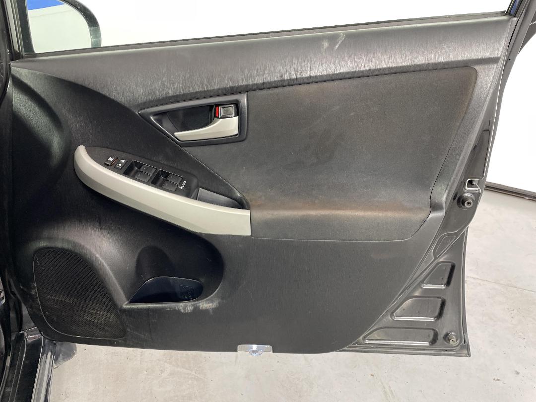 Photo '15' of Toyota Prius Photo '15' of Toyota Prius