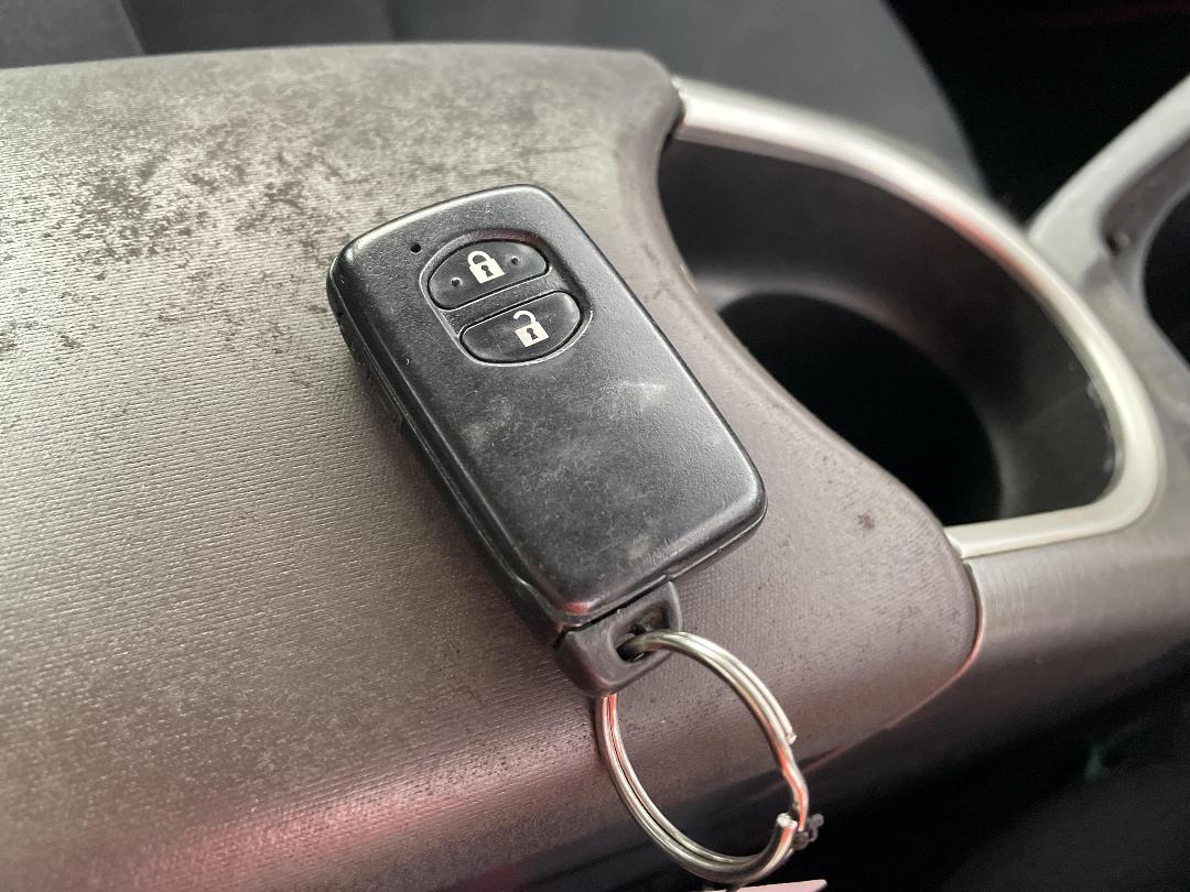 Photo '22' of Toyota Prius Photo '22' of Toyota Prius