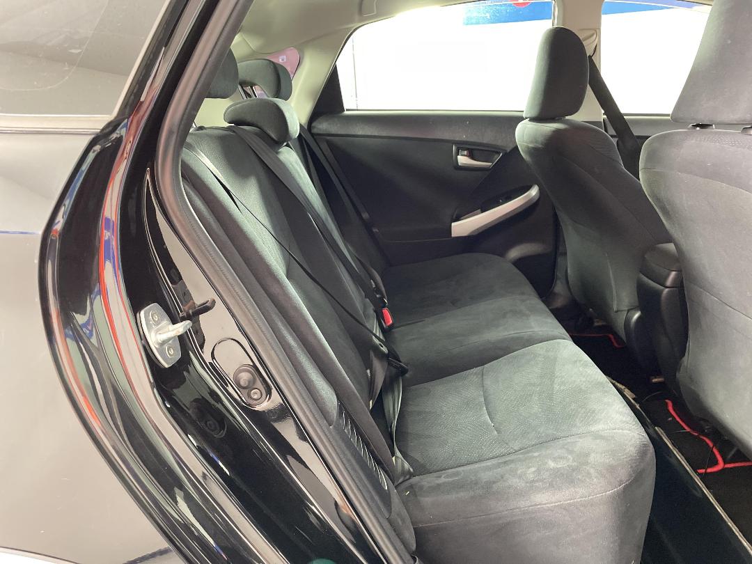 Photo '20' of Toyota Prius Photo '20' of Toyota Prius