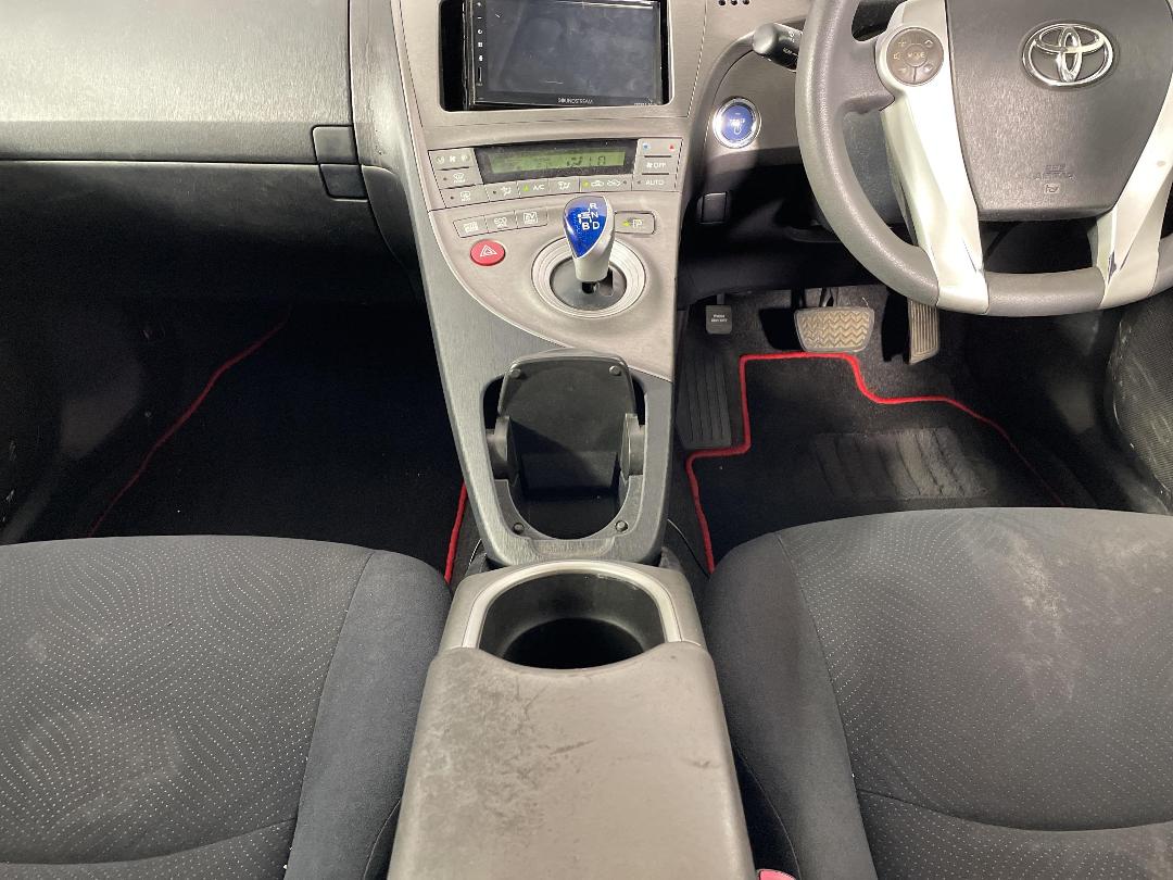 Photo '18' of Toyota Prius Photo '18' of Toyota Prius