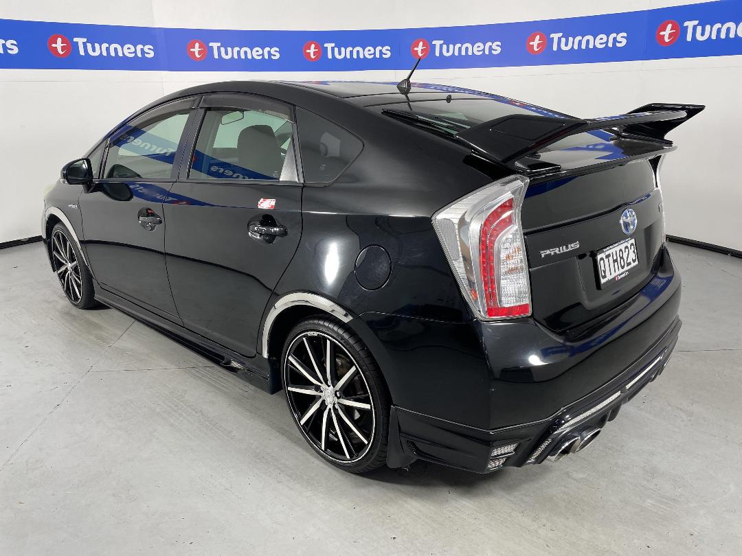 Photo '5' of Toyota Prius Photo '5' of Toyota Prius