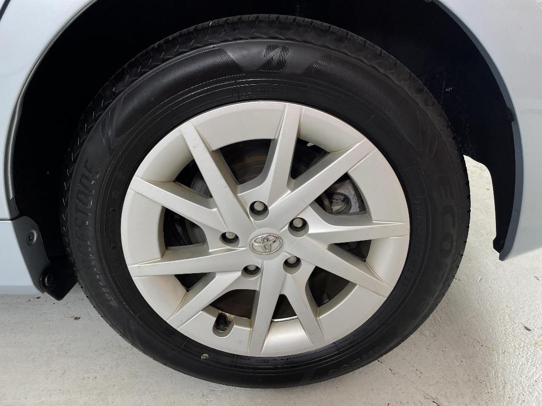 Photo '11' of Toyota Prius Photo '11' of Toyota Prius